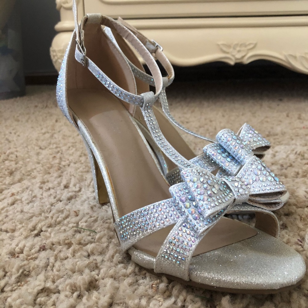 3” Beautiful Sparkly Stilettos